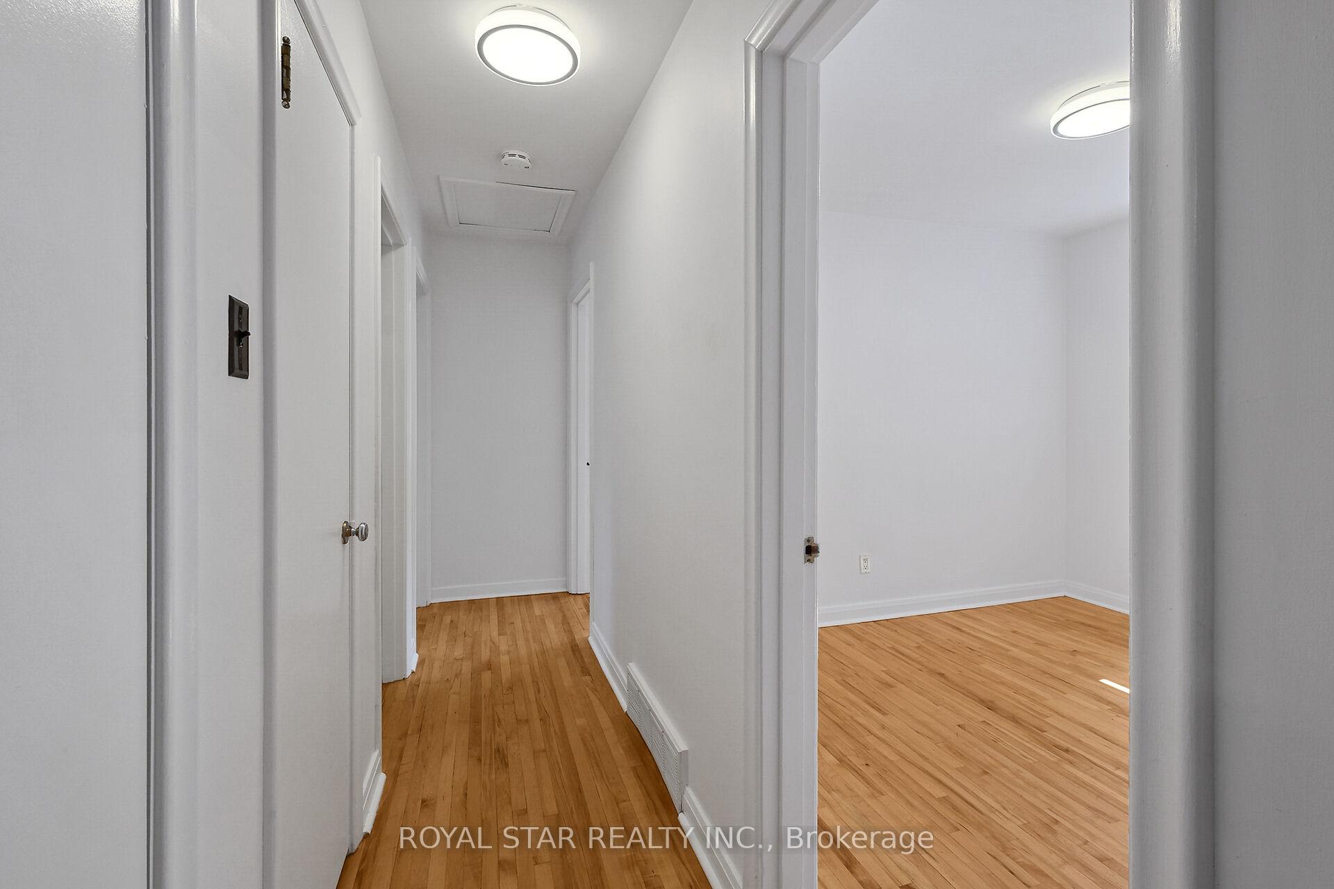 Photo 22 of 10 Delong Drive, Ottawa, Beacon Hill North — HOMEH