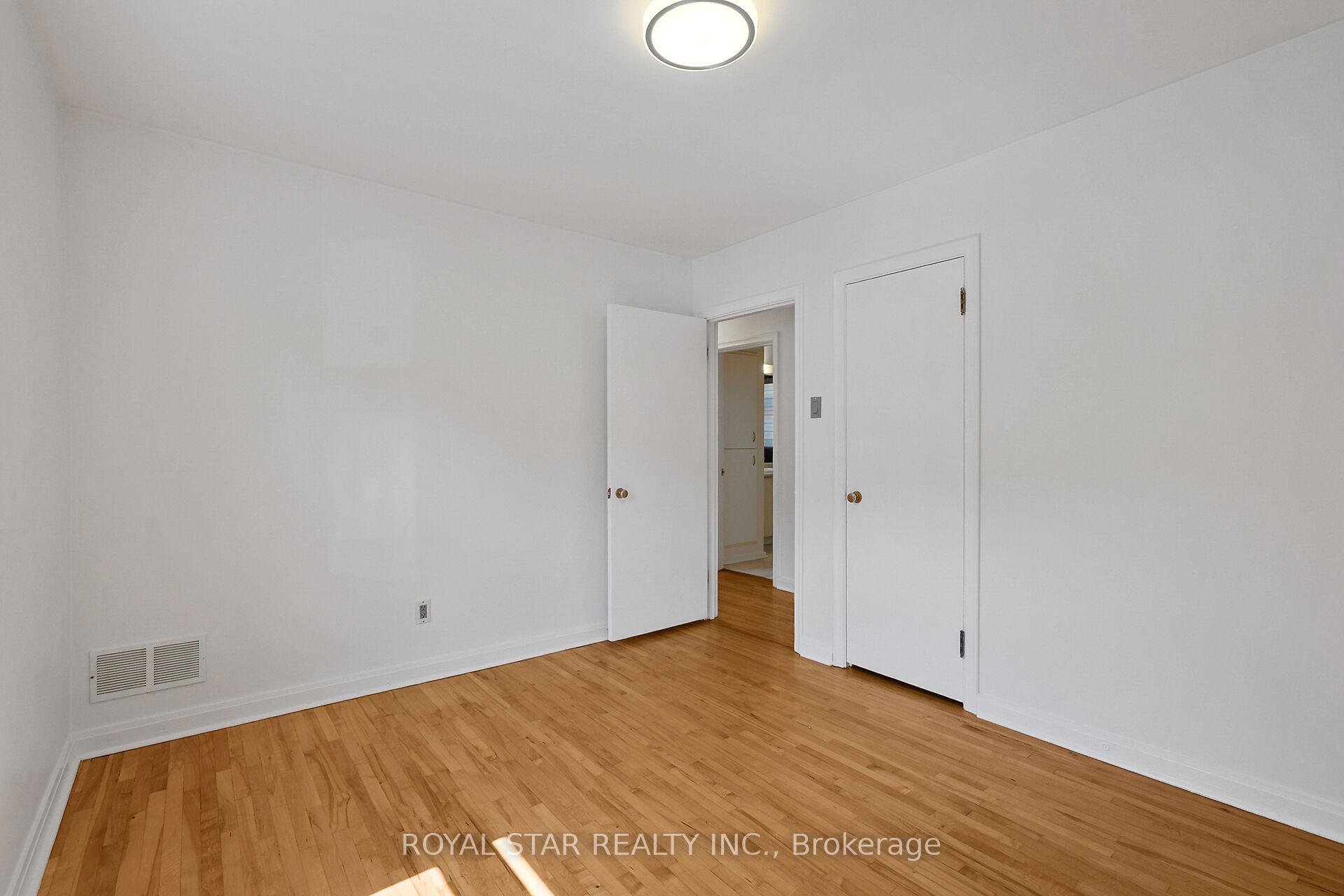 Photo 30 of 10 Delong Drive, Ottawa, Beacon Hill North — HOMEH