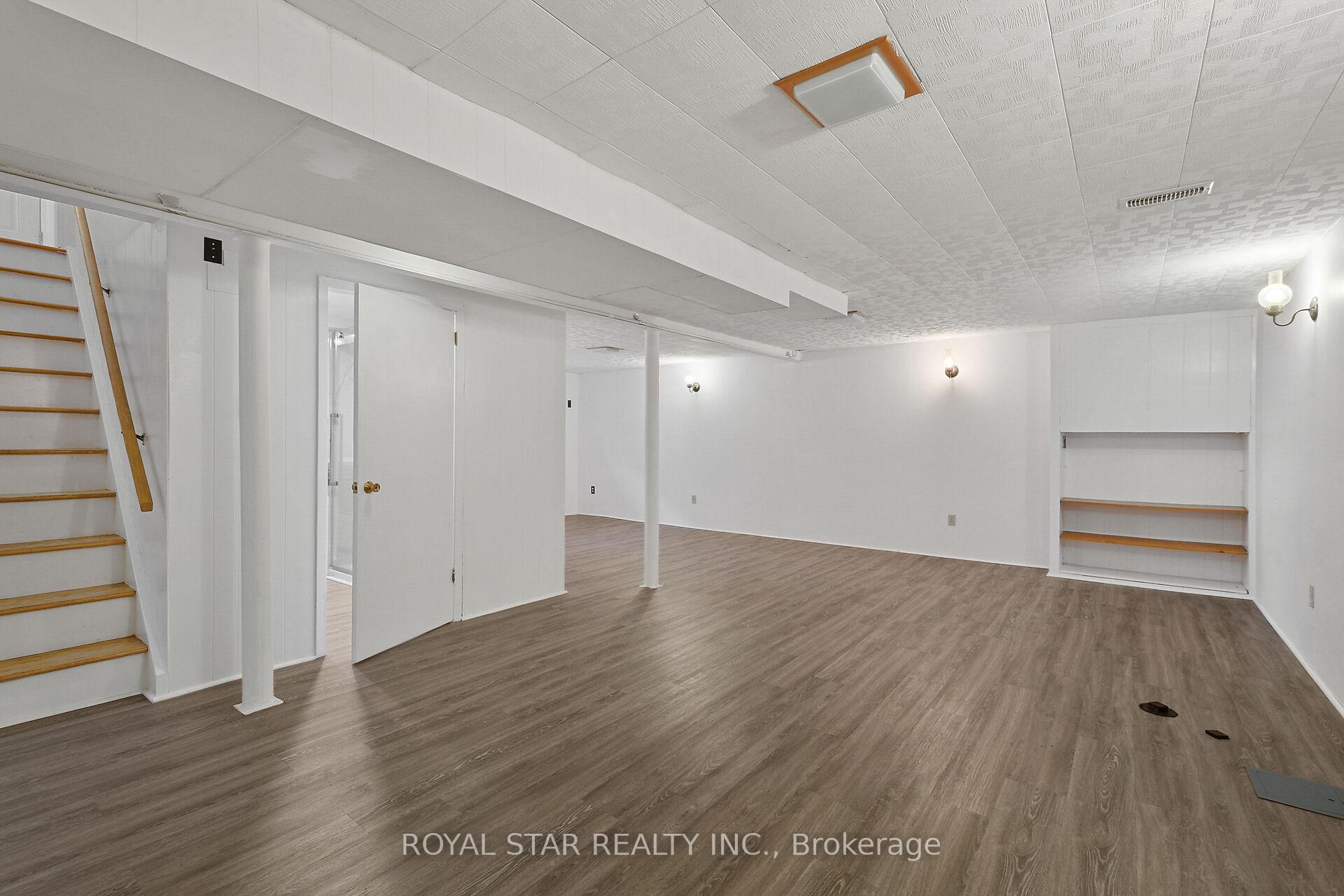 Photo 33 of 10 Delong Drive, Ottawa, Beacon Hill North — HOMEH