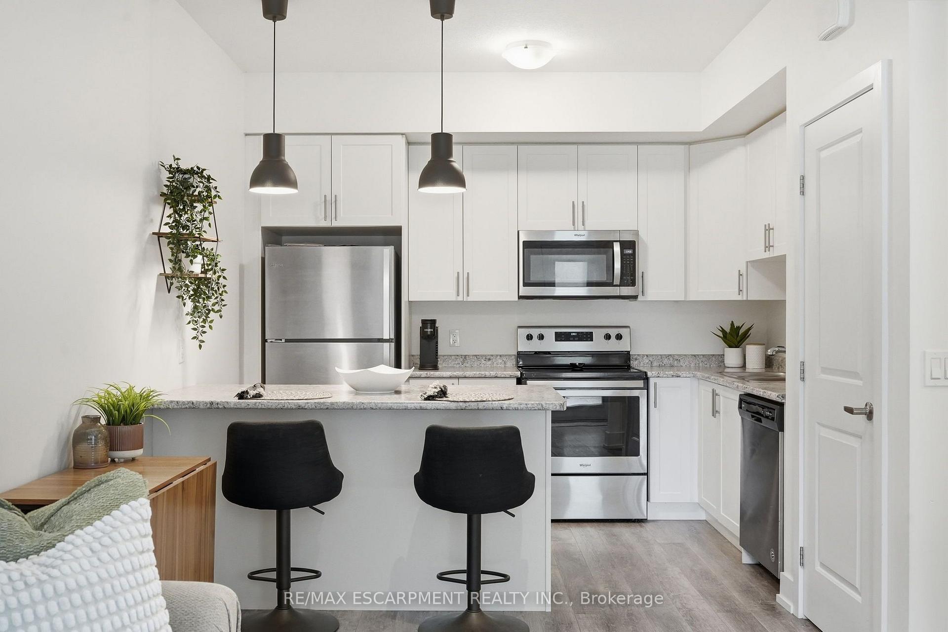 Photo 9 of Unit 18, 261 Skinner Road, Hamilton, Waterdown — HOMEH