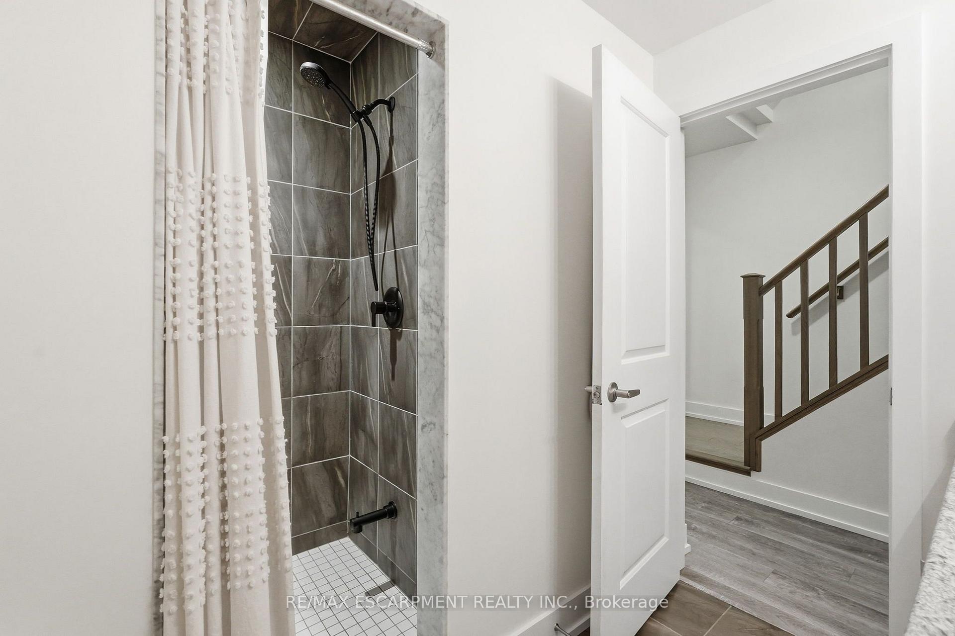 Photo 23 of Unit 18, 261 Skinner Road, Hamilton, Waterdown — HOMEH