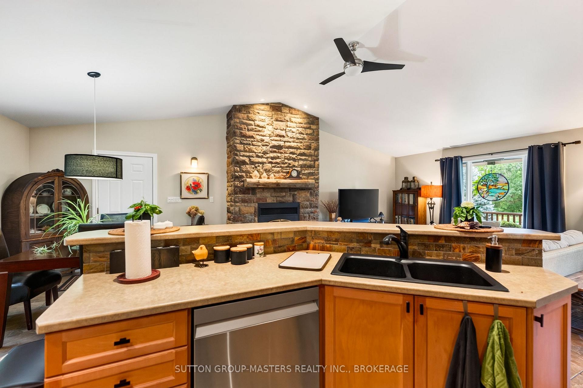 Photo 14 of 4126 Hideaway Lane, Frontenac, Frontenac South — HOMEH