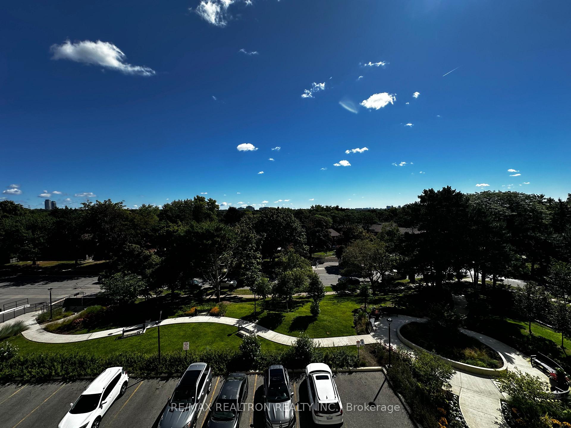 Photo 28 of Unit 504, 80 Inverlochy Boulevard, Markham, Royal Orchard — HOMEH