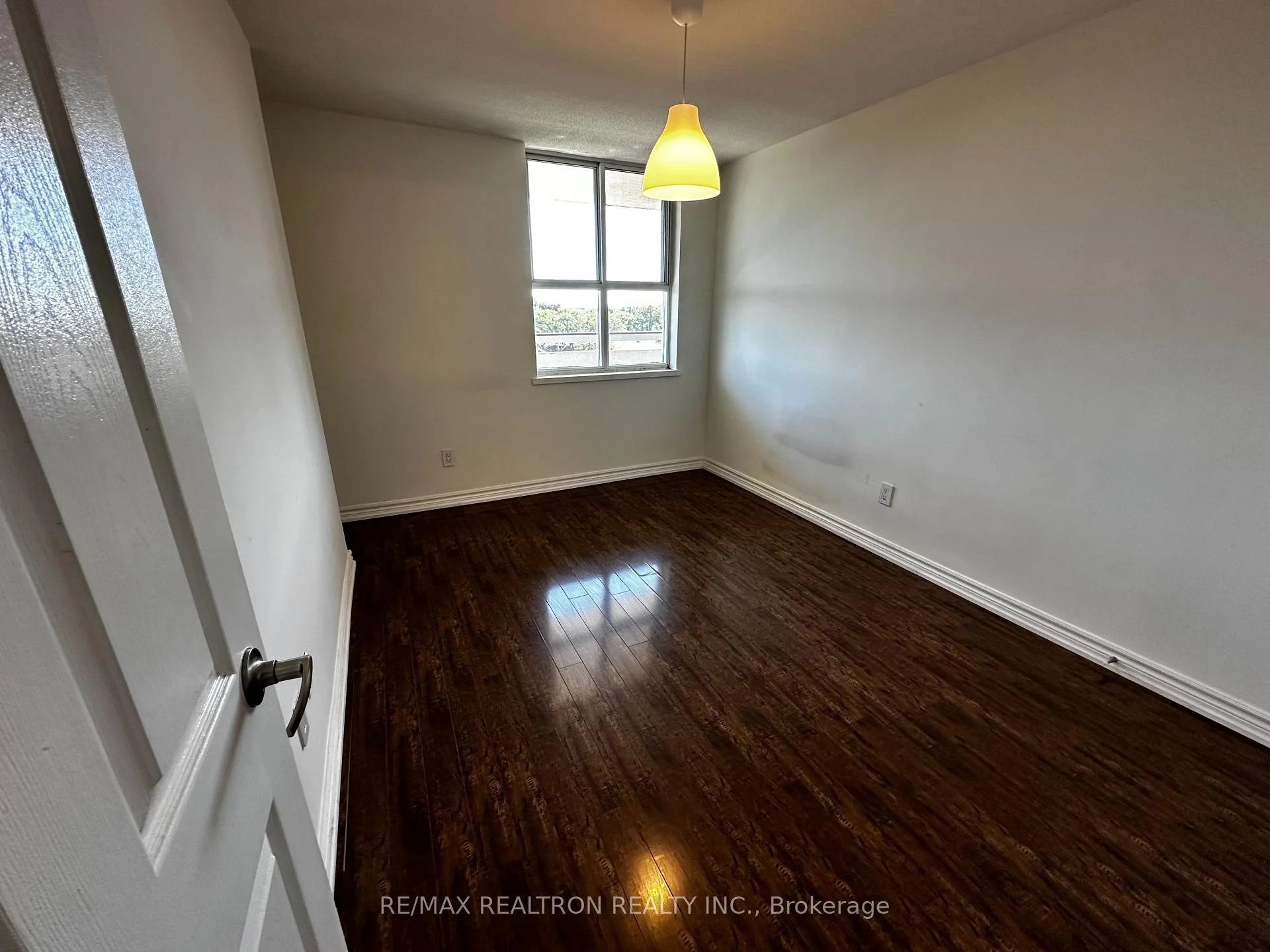 Photo 14 of Unit 504, 80 Inverlochy Boulevard, Markham, Royal Orchard — HOMEH