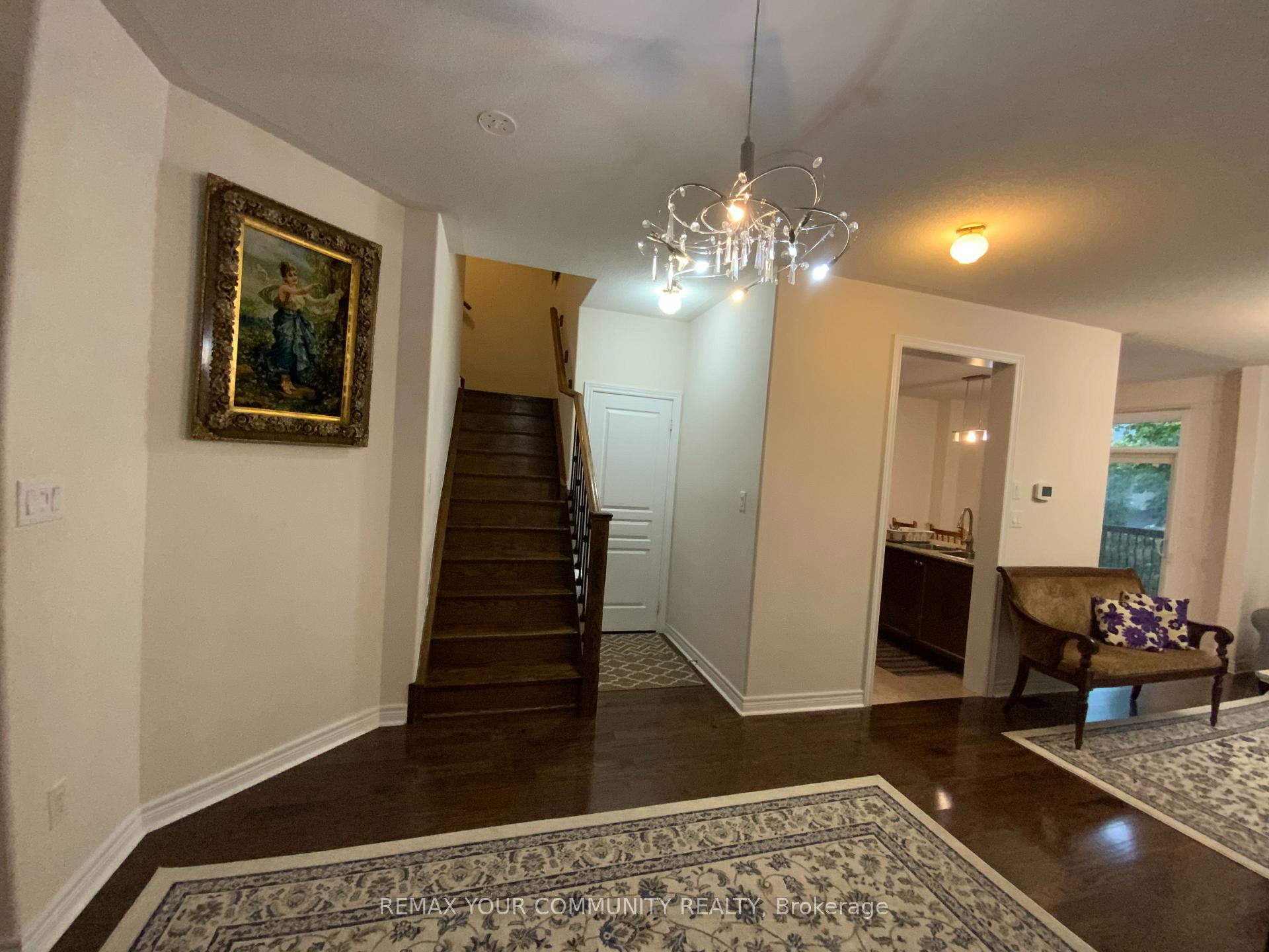Photo 4 of 29 Mary Ellen Baker Crescent, Vaughan, Patterson — HOMEH