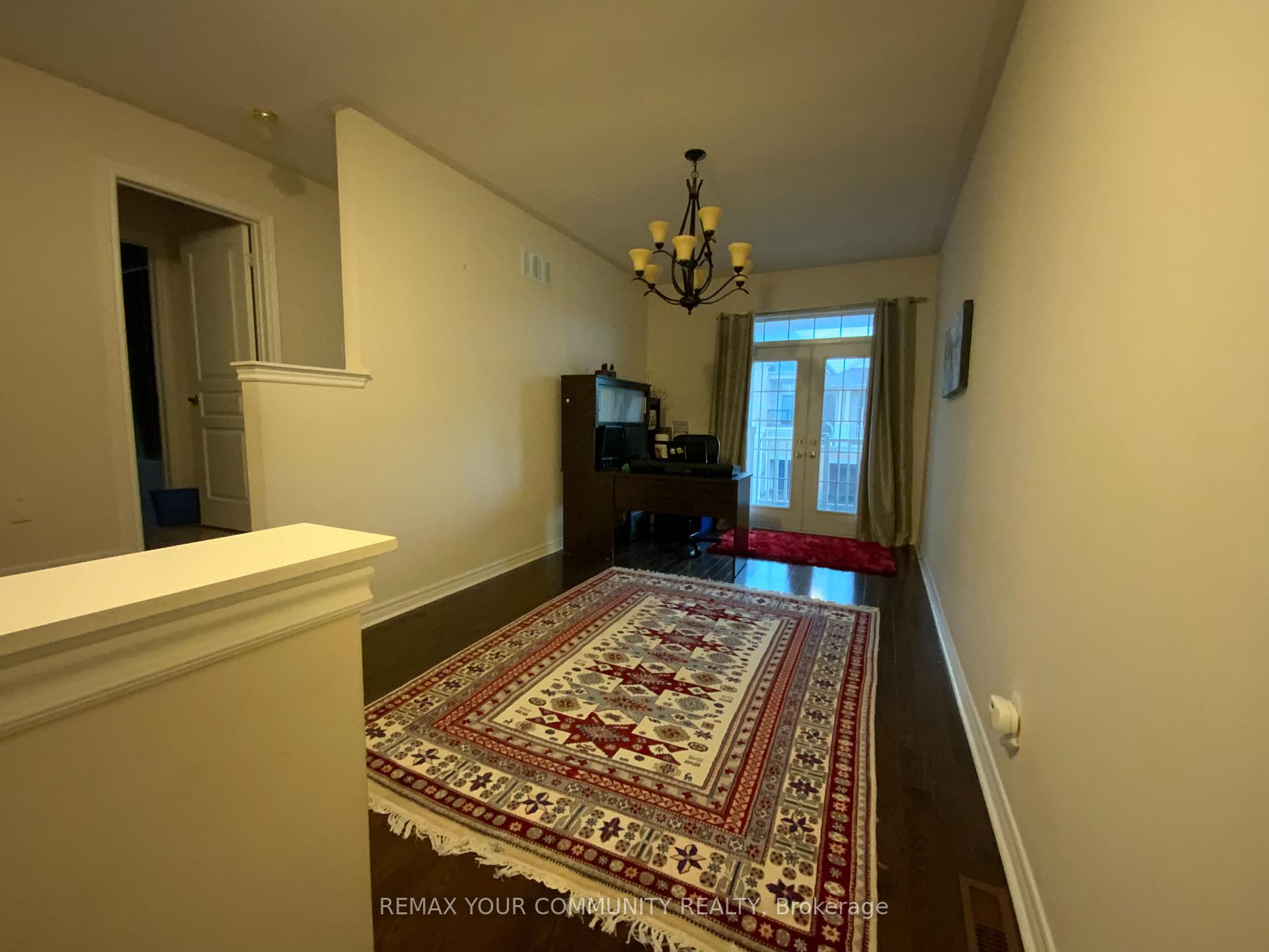 Photo 12 of 29 Mary Ellen Baker Crescent, Vaughan, Patterson — HOMEH