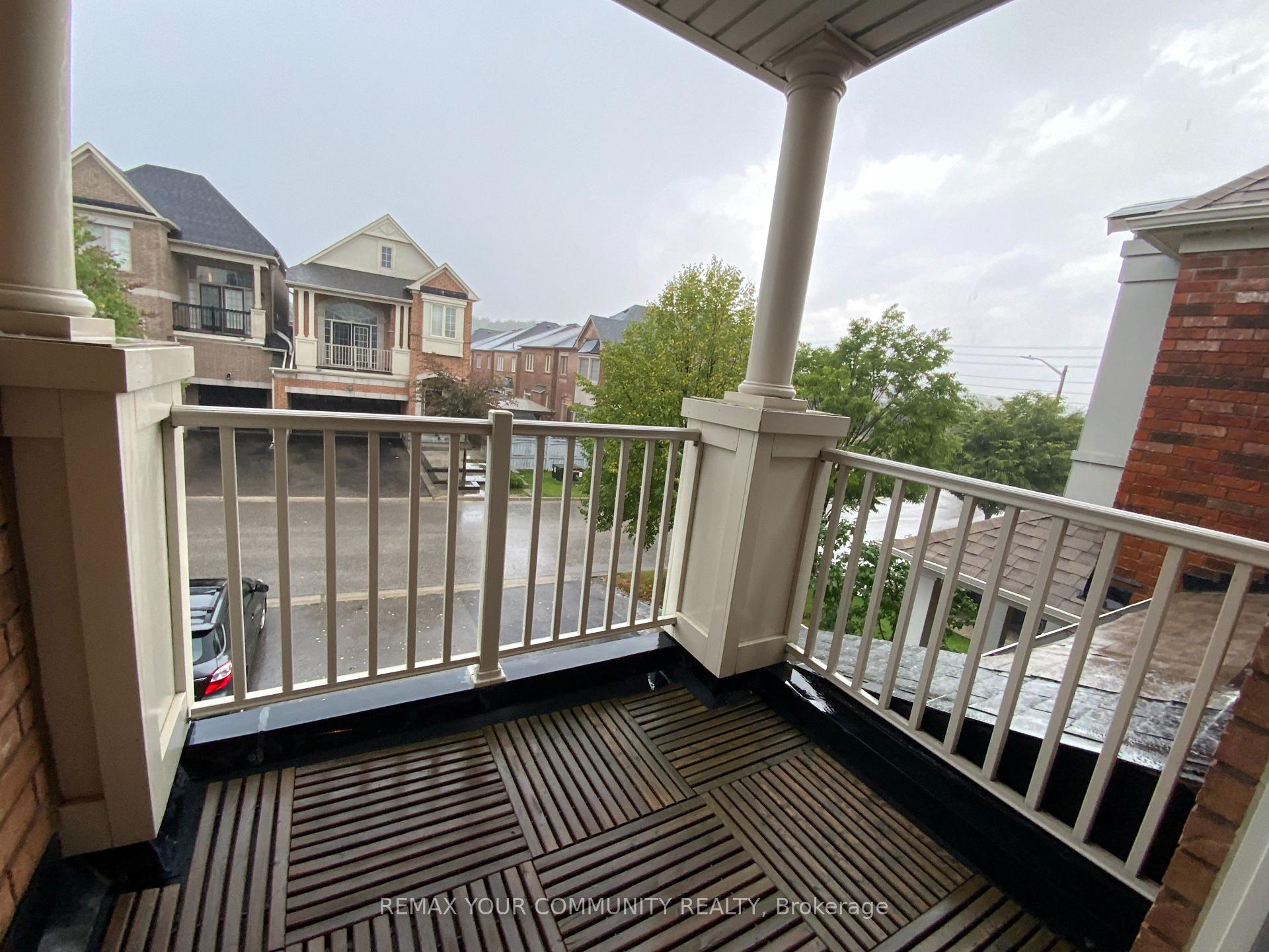 Photo 14 of 29 Mary Ellen Baker Crescent, Vaughan, Patterson — HOMEH