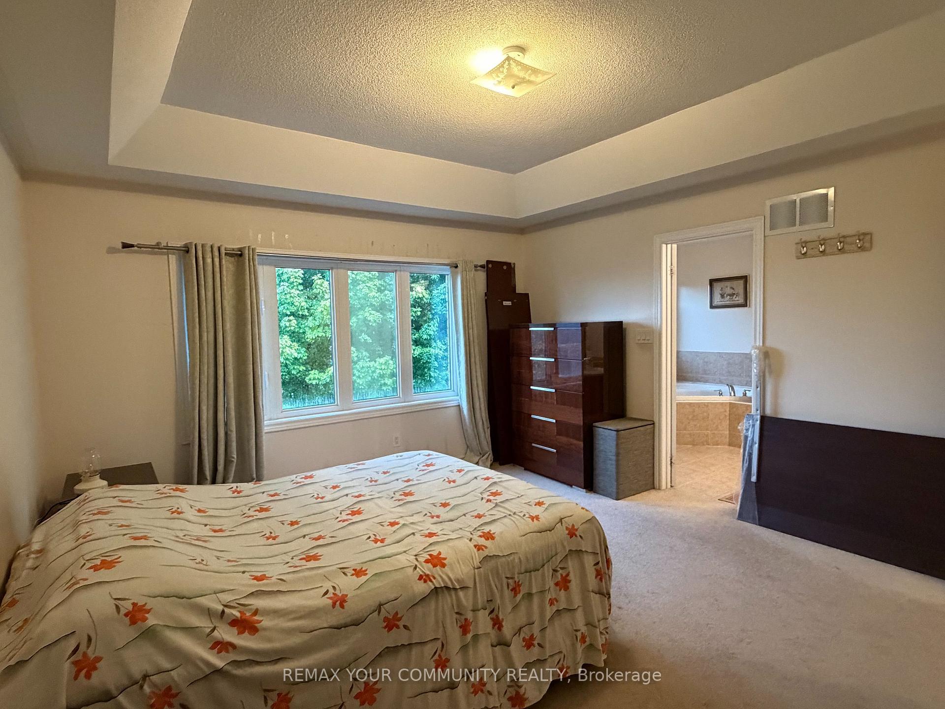 Photo 16 of 29 Mary Ellen Baker Crescent, Vaughan, Patterson — HOMEH