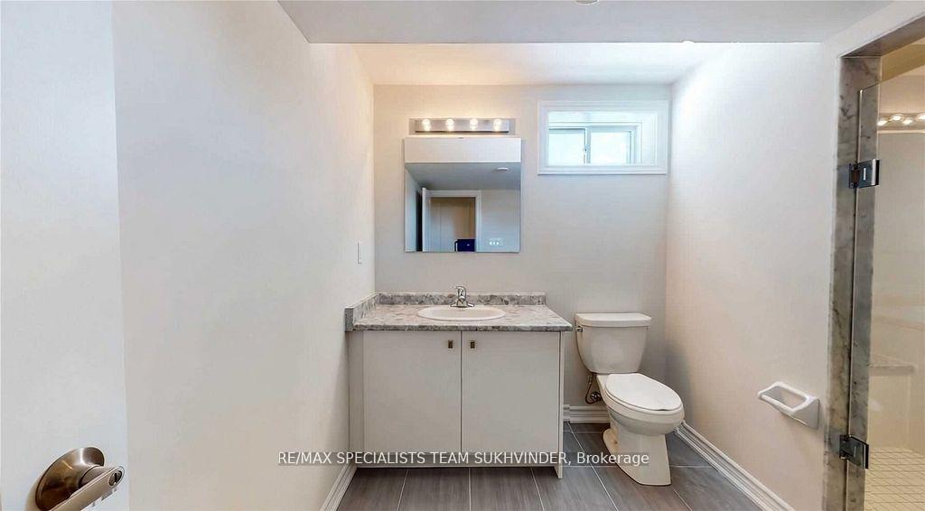 Photo 10 of Unit Lower, 245A Andy Crescent, Vaughan, West Woodbridge — HOMEH