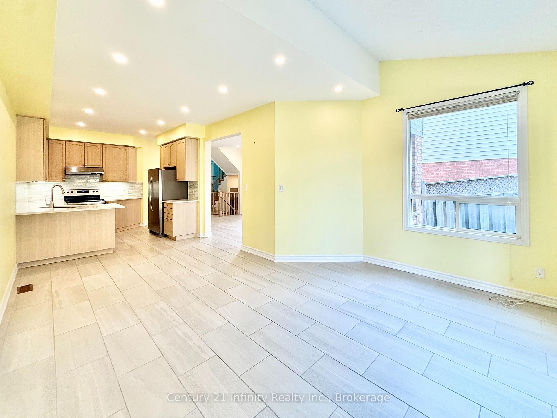 Photo 17 of 1171 Springbank Drive, Oshawa, Pinecrest — HOMEH