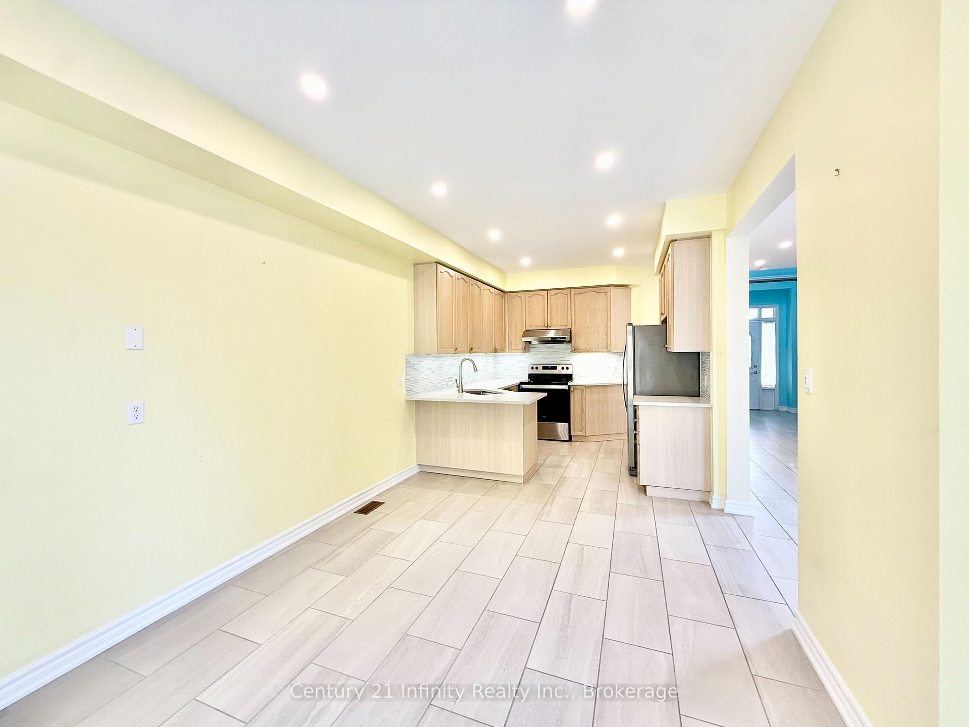 Photo 19 of 1171 Springbank Drive, Oshawa, Pinecrest — HOMEH