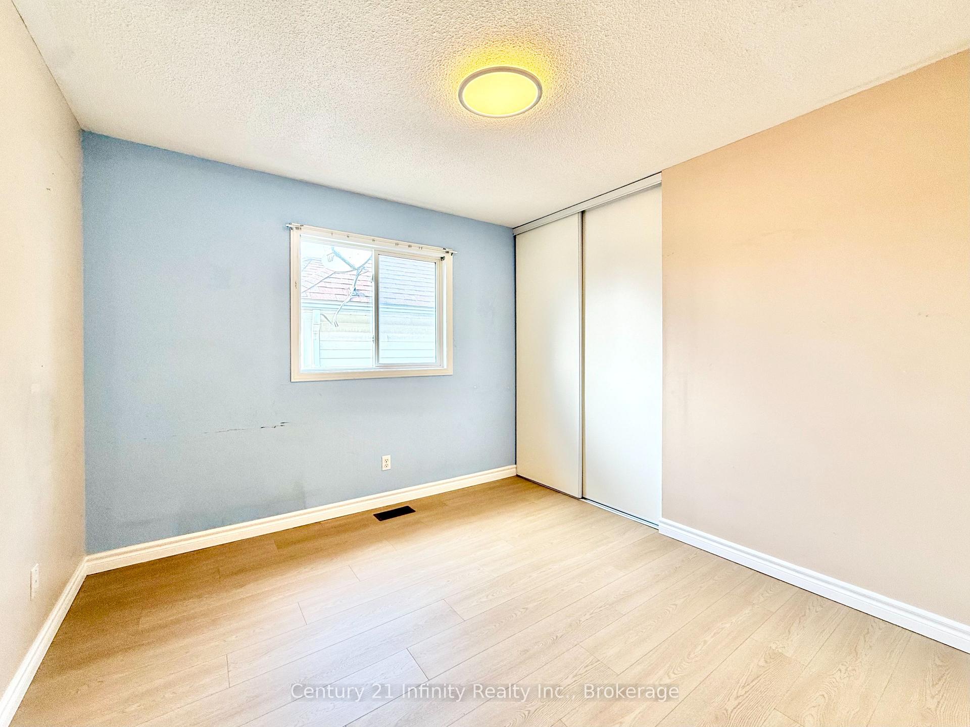 Photo 25 of 1171 Springbank Drive, Oshawa, Pinecrest — HOMEH