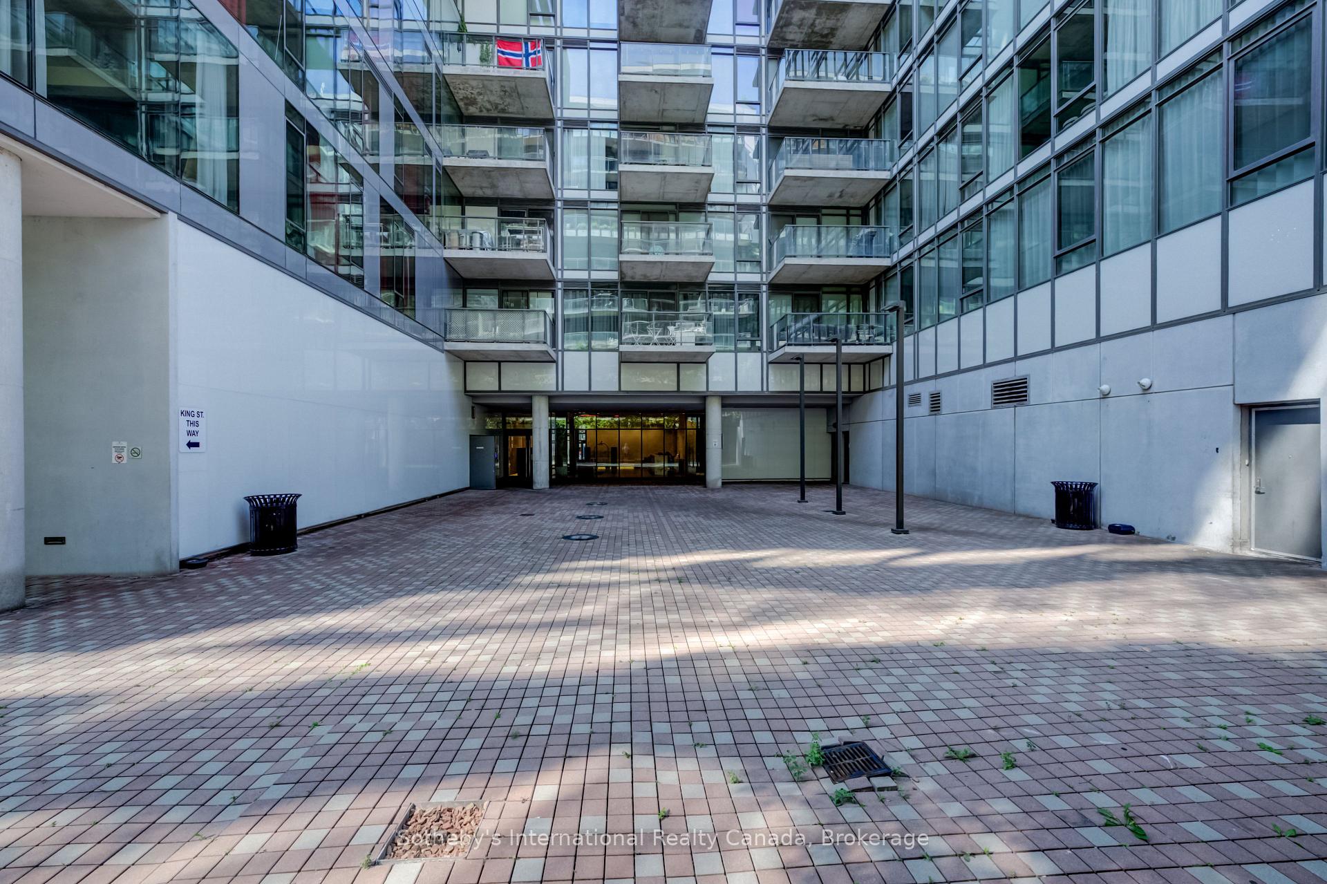 Photo 22 of Unit 708, 560 King Street W, Toronto, Waterfront Communities — HOMEH