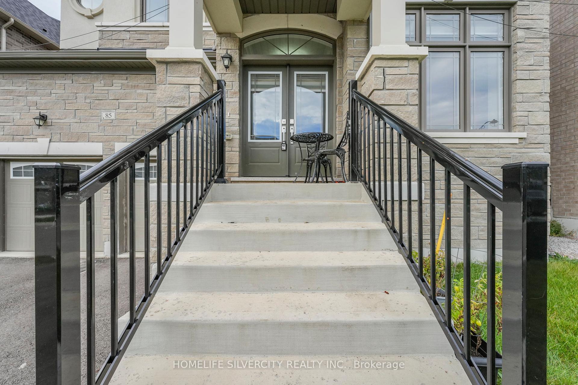 Photo 4 of 85 James Walker Avenue, Caledon, Caledon East — HOMEH