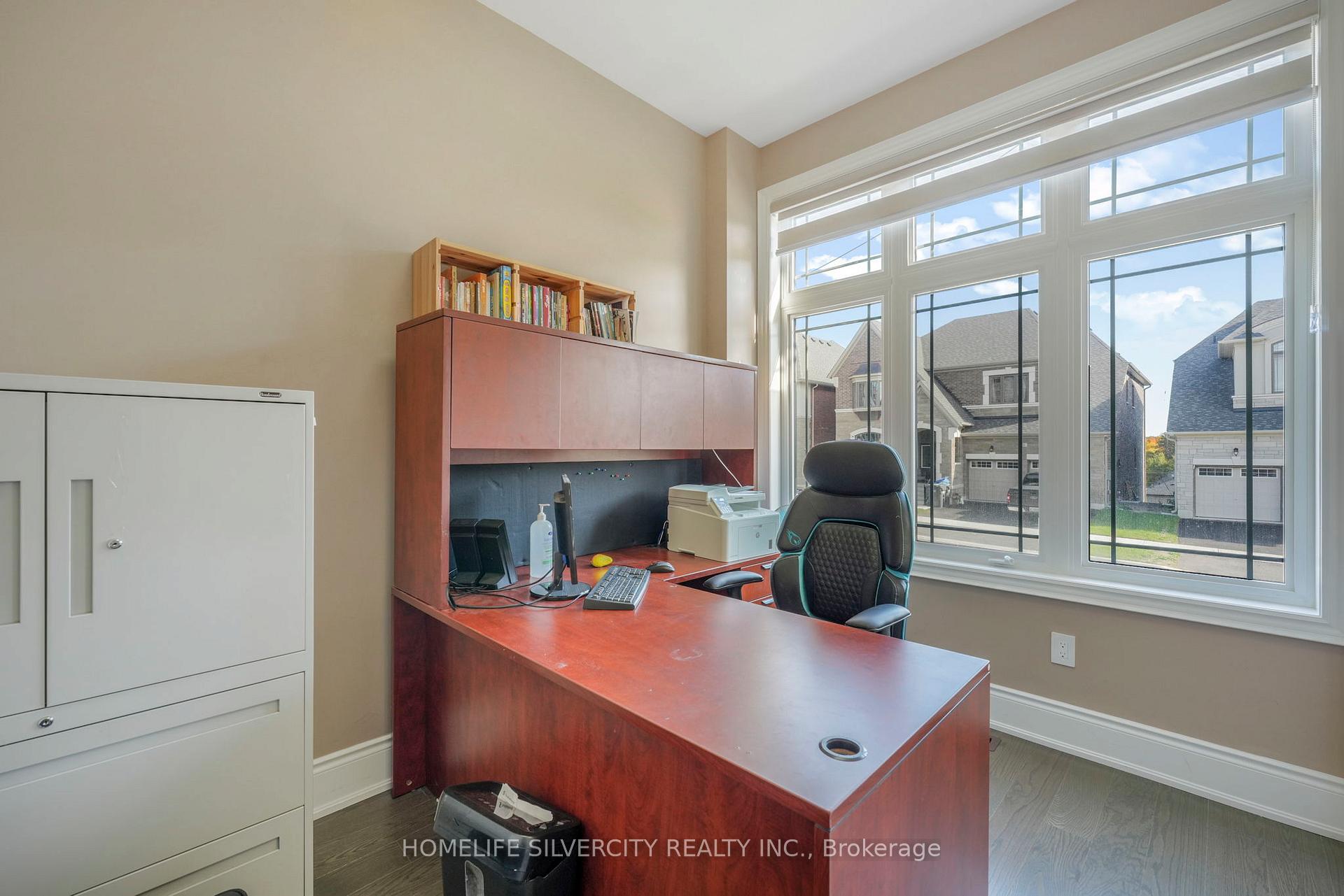 Photo 8 of 85 James Walker Avenue, Caledon, Caledon East — HOMEH