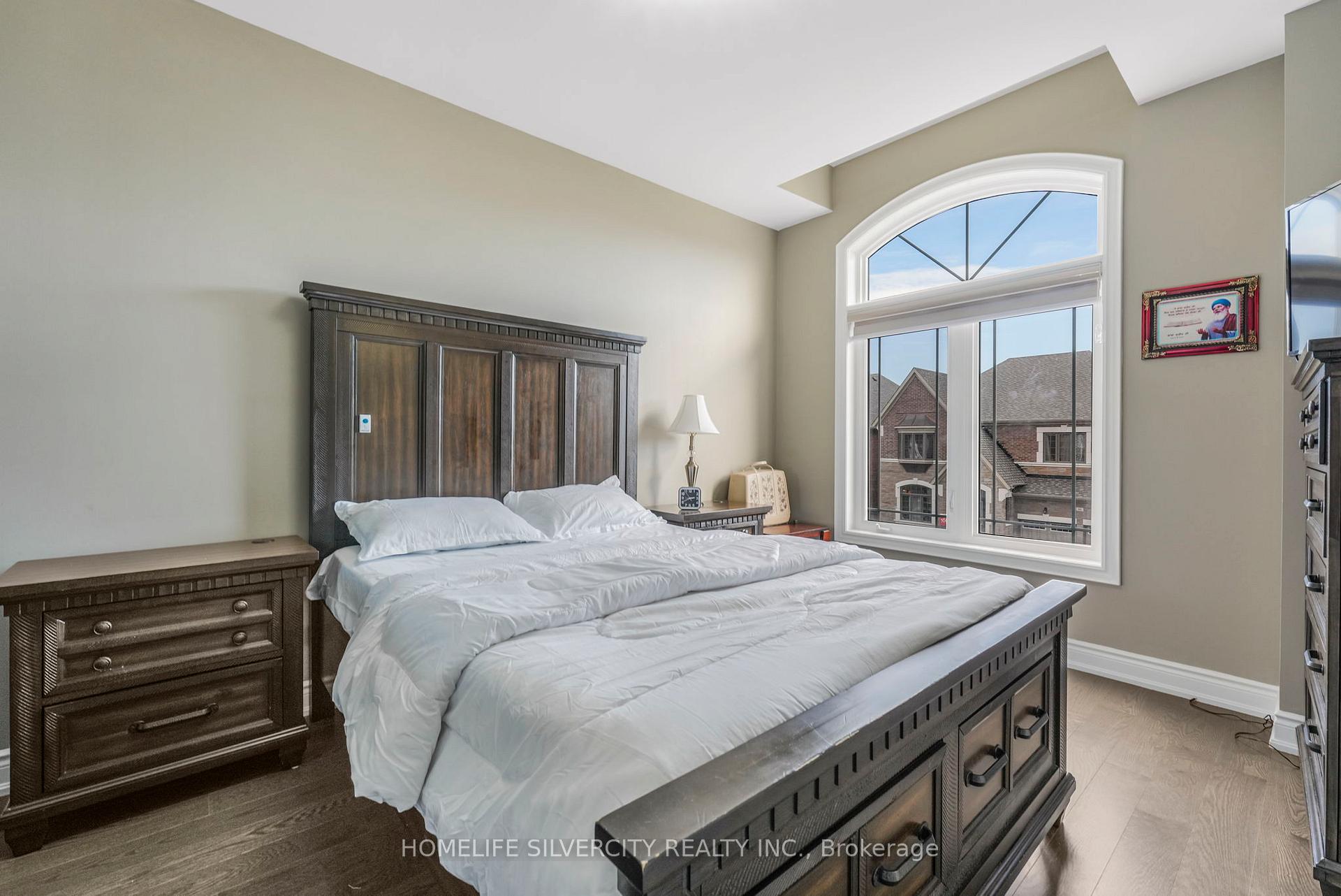 Photo 43 of 85 James Walker Avenue, Caledon, Caledon East — HOMEH