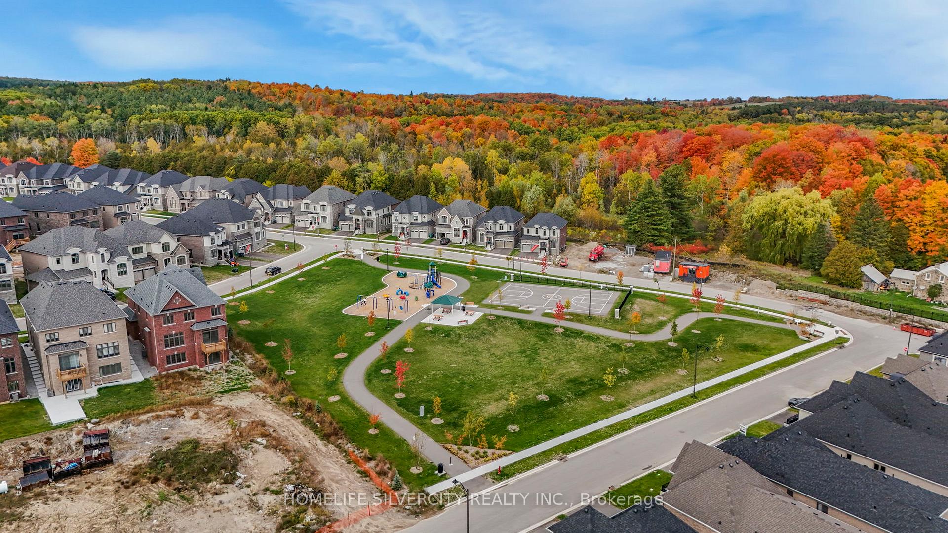 Photo 48 of 85 James Walker Avenue, Caledon, Caledon East — HOMEH