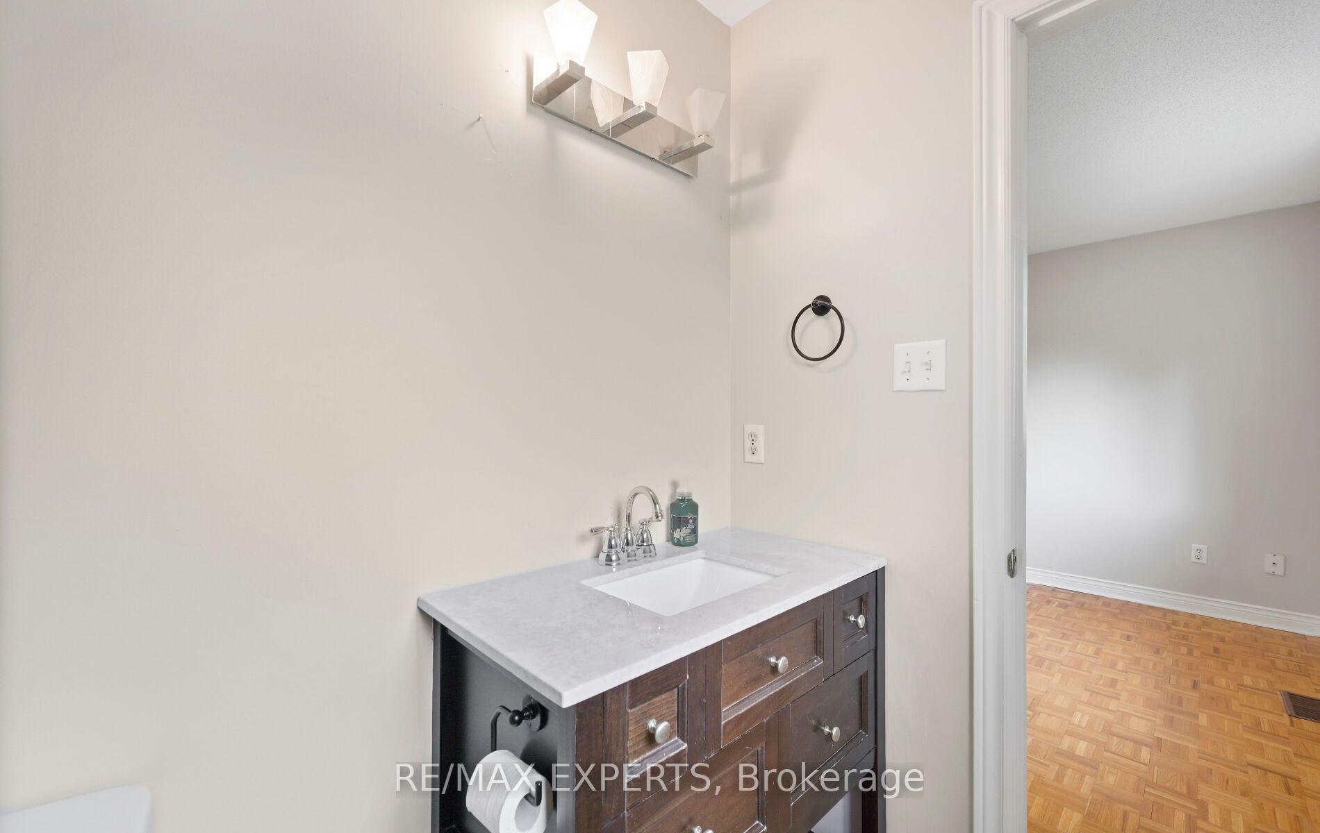 Photo 21 of 13 Paulette Way, Caledon, Bolton East — HOMEH