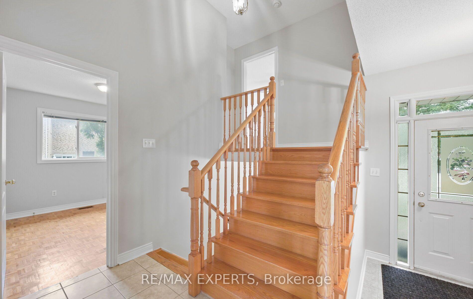 Photo 24 of 13 Paulette Way, Caledon, Bolton East — HOMEH