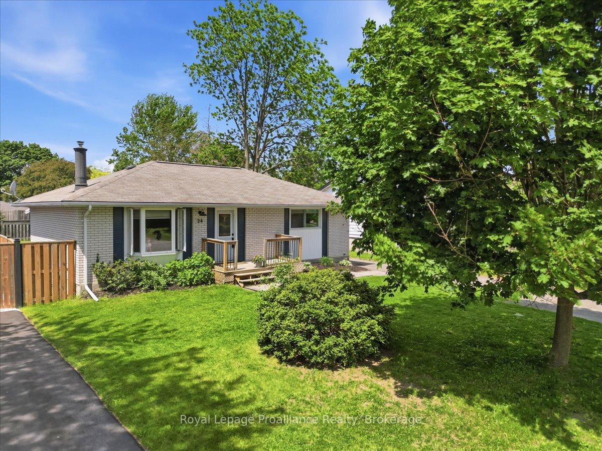 Photo 5 of 24 Harvest Crescent, Belleville, Belleville Ward — HOMEH