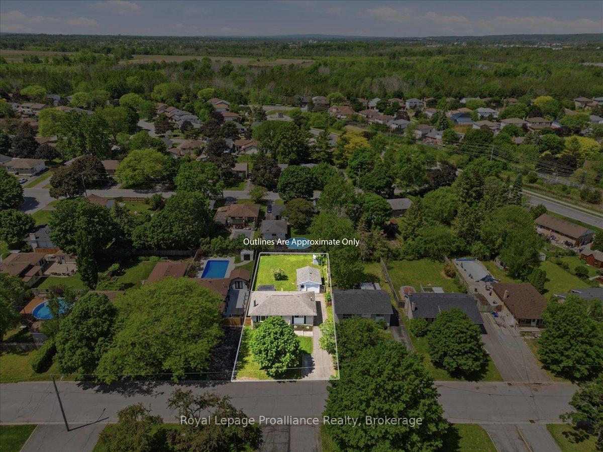 Photo 36 of 24 Harvest Crescent, Belleville, Belleville Ward — HOMEH