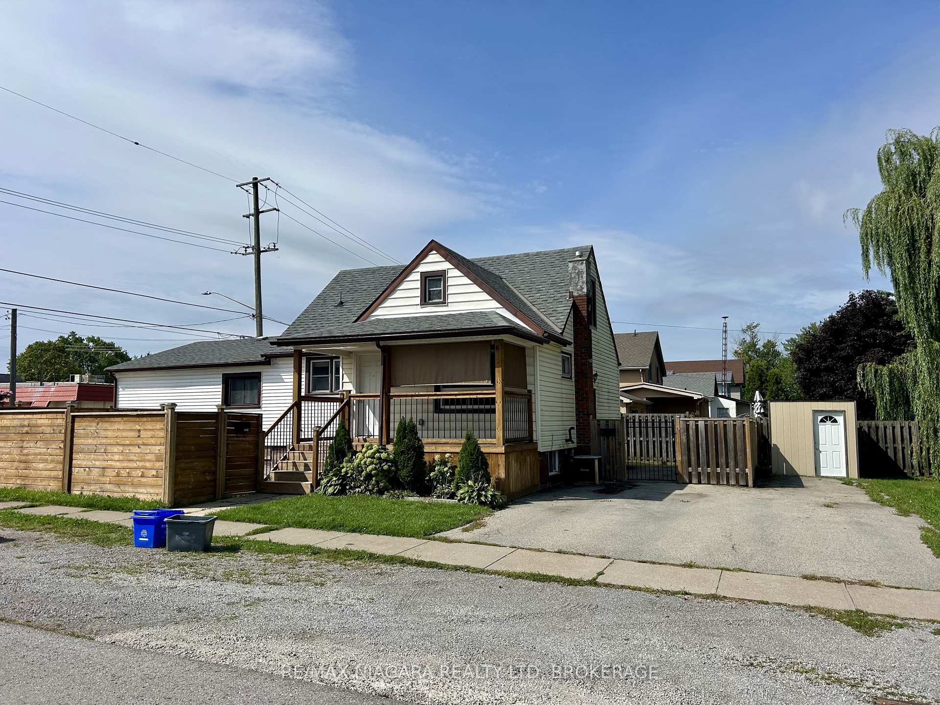 Photo 2 of 130 Killaly Street E, Port Colborne, Killaly East — HOMEH