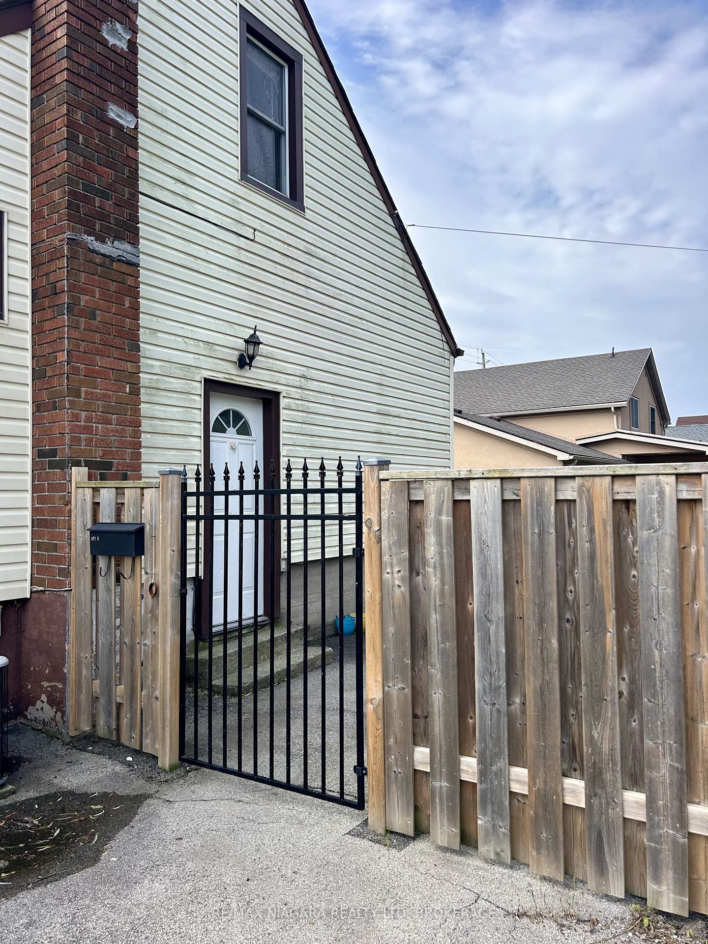 Photo 9 of 130 Killaly Street E, Port Colborne, Killaly East — HOMEH