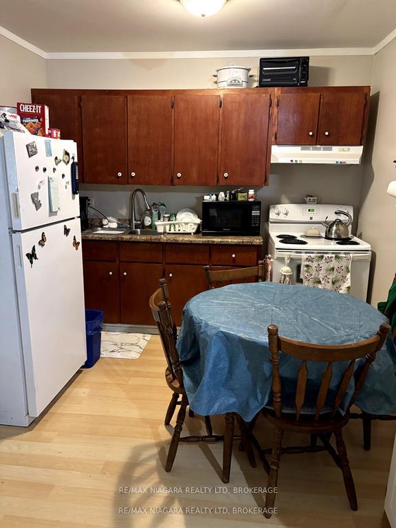 Photo 19 of 130 Killaly Street E, Port Colborne, Killaly East — HOMEH