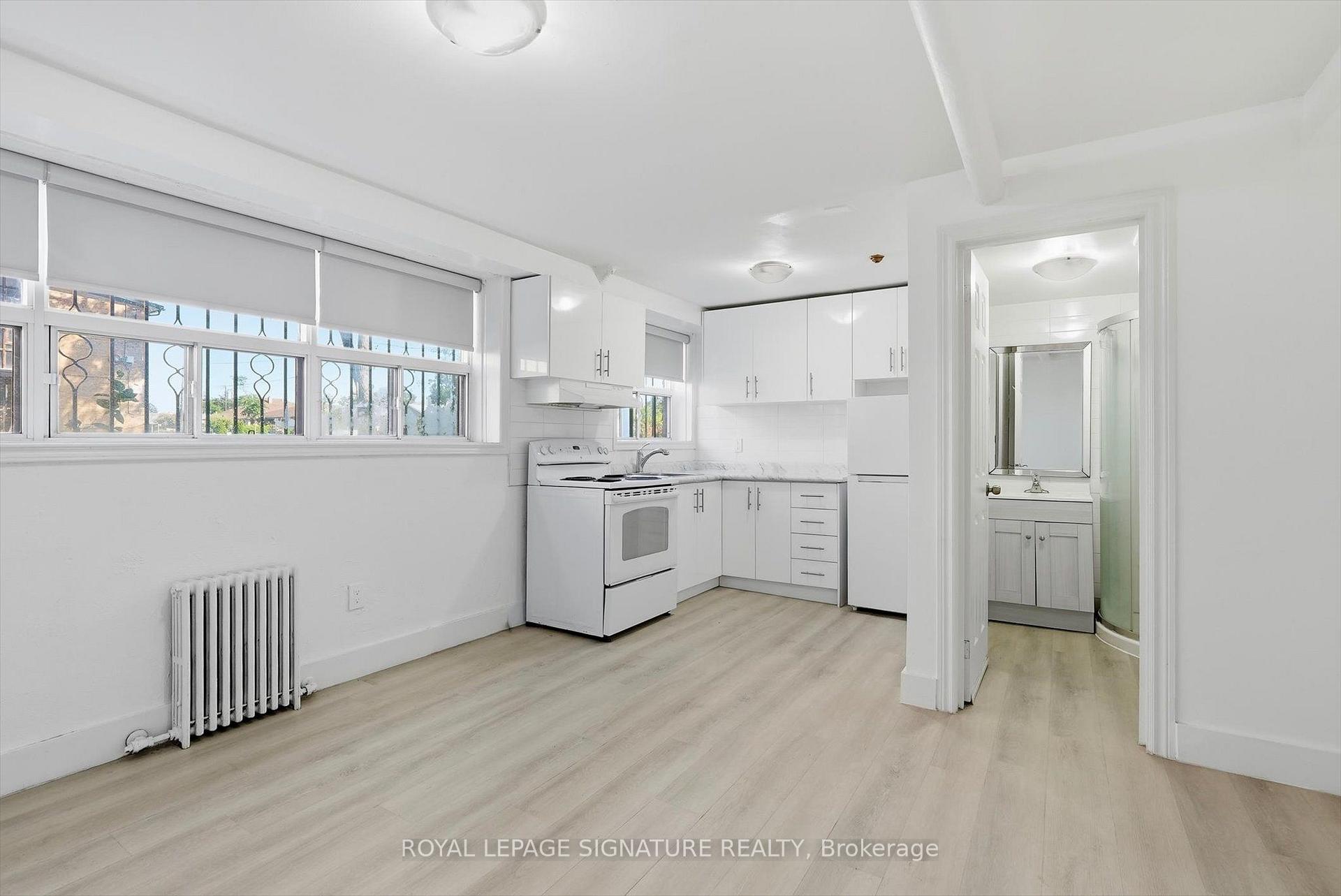 Photo 3 of Unit 103, 49 Cuffley Crescent S, North York, Downsview-Roding-CFB — HOMEH