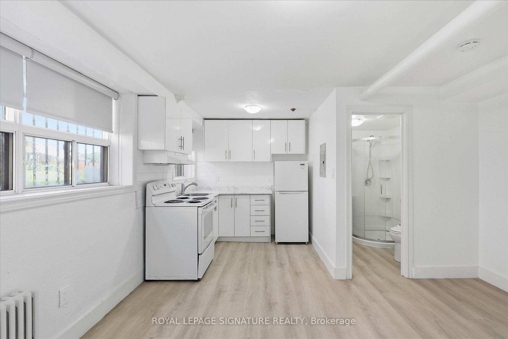 Photo 8 of Unit 103, 49 Cuffley Crescent S, North York, Downsview-Roding-CFB — HOMEH