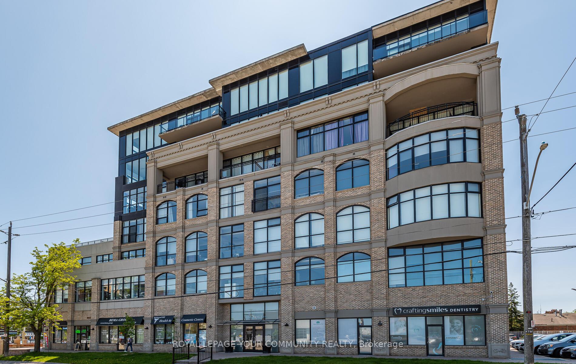 Front of Unit 704, 10376 Yonge Street