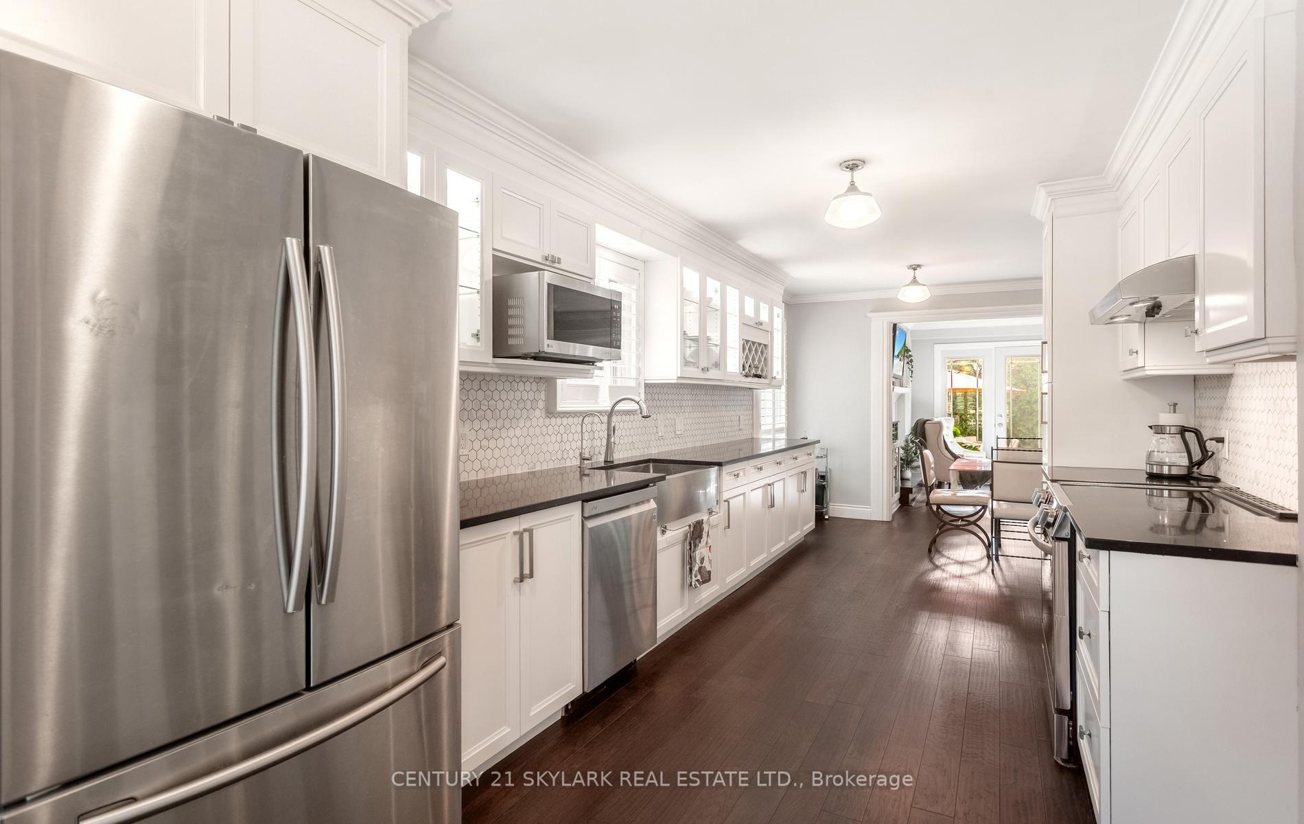 Photo 14 of 574 Sunnyvale Crescent, Milton, Bronte Meadows — HOMEH