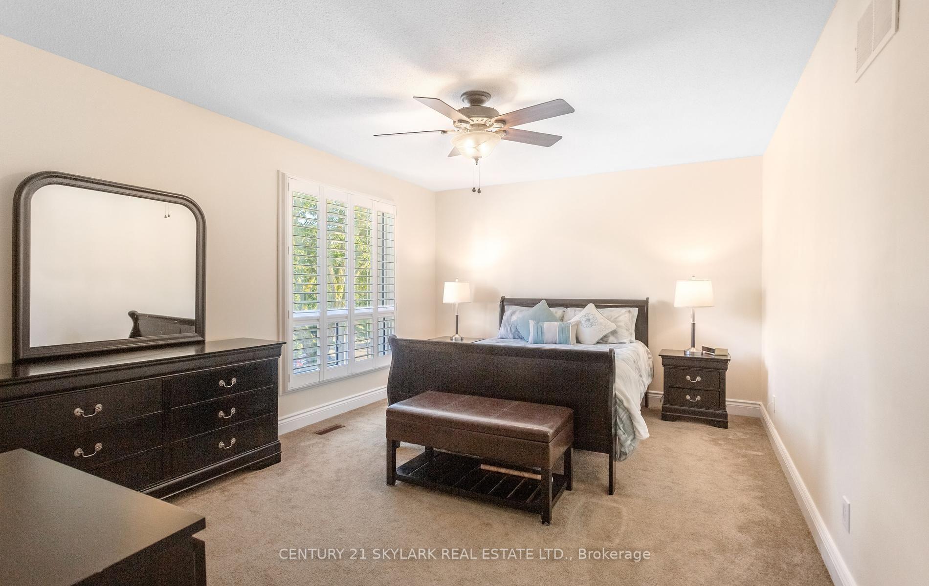 Photo 17 of 574 Sunnyvale Crescent, Milton, Bronte Meadows — HOMEH