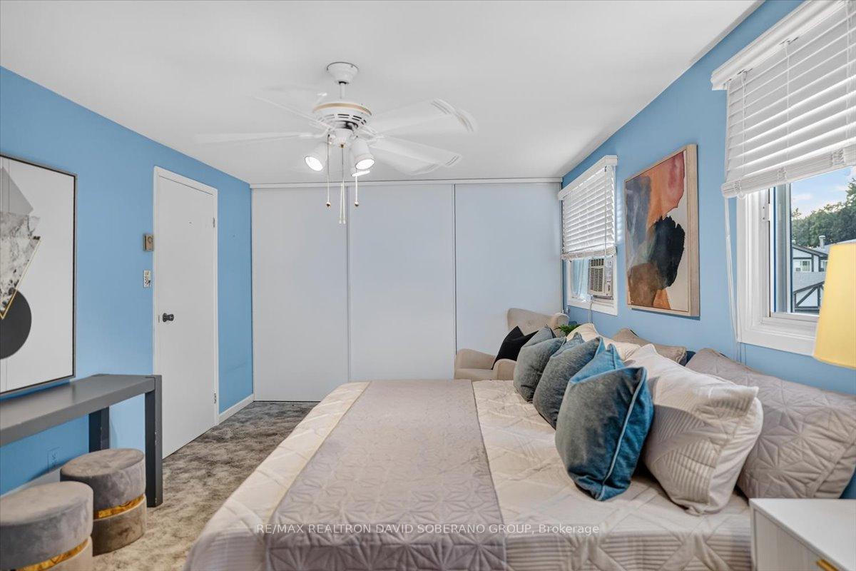 Photo 30 of 52 Antibes Drive, North York, Westminster-Branson — HOMEH