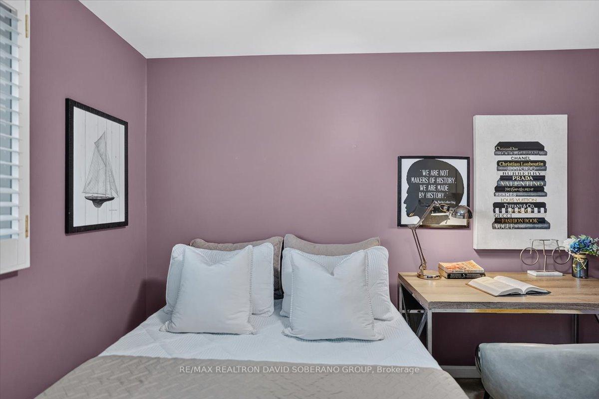 Photo 40 of 52 Antibes Drive, North York, Westminster-Branson — HOMEH