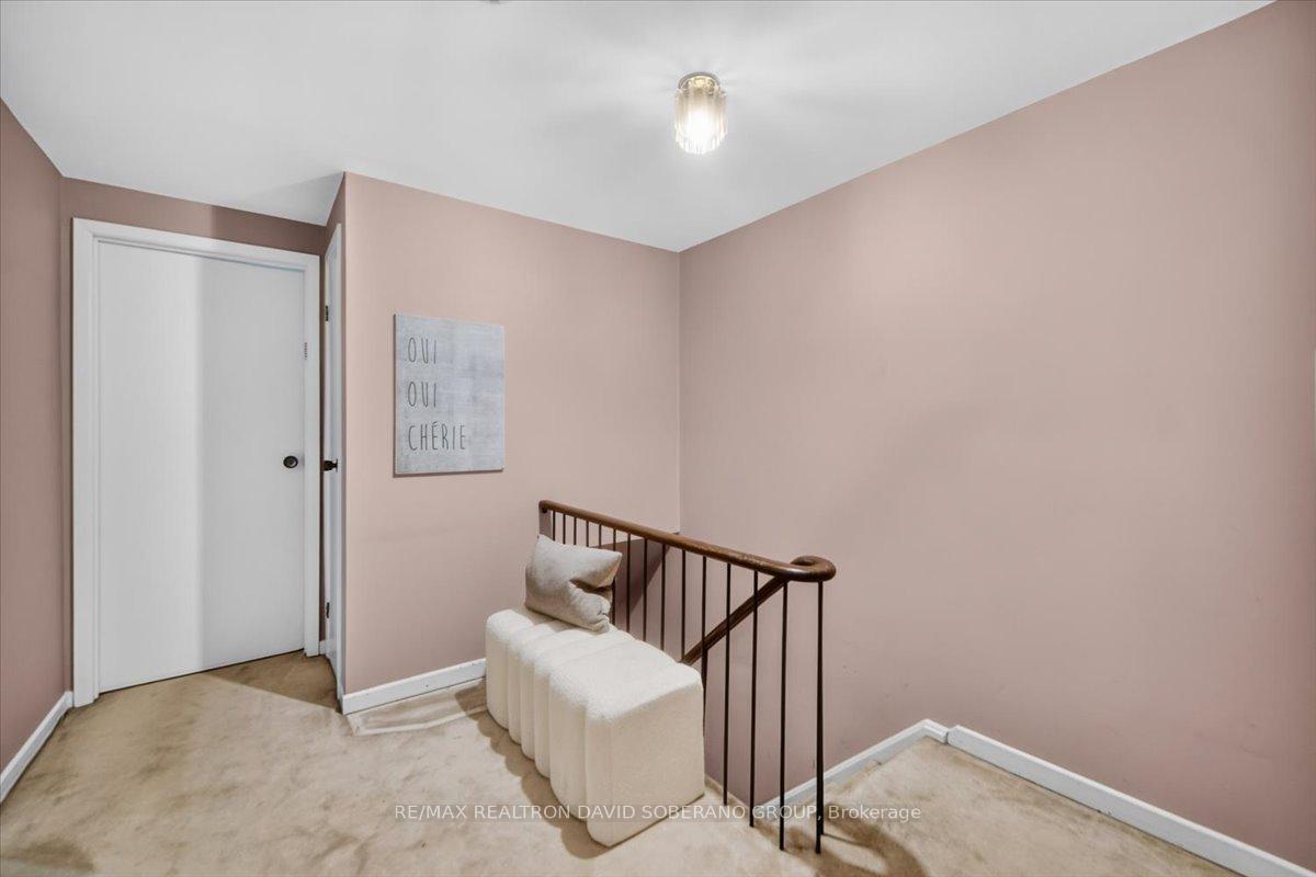 Photo 42 of 52 Antibes Drive, North York, Westminster-Branson — HOMEH