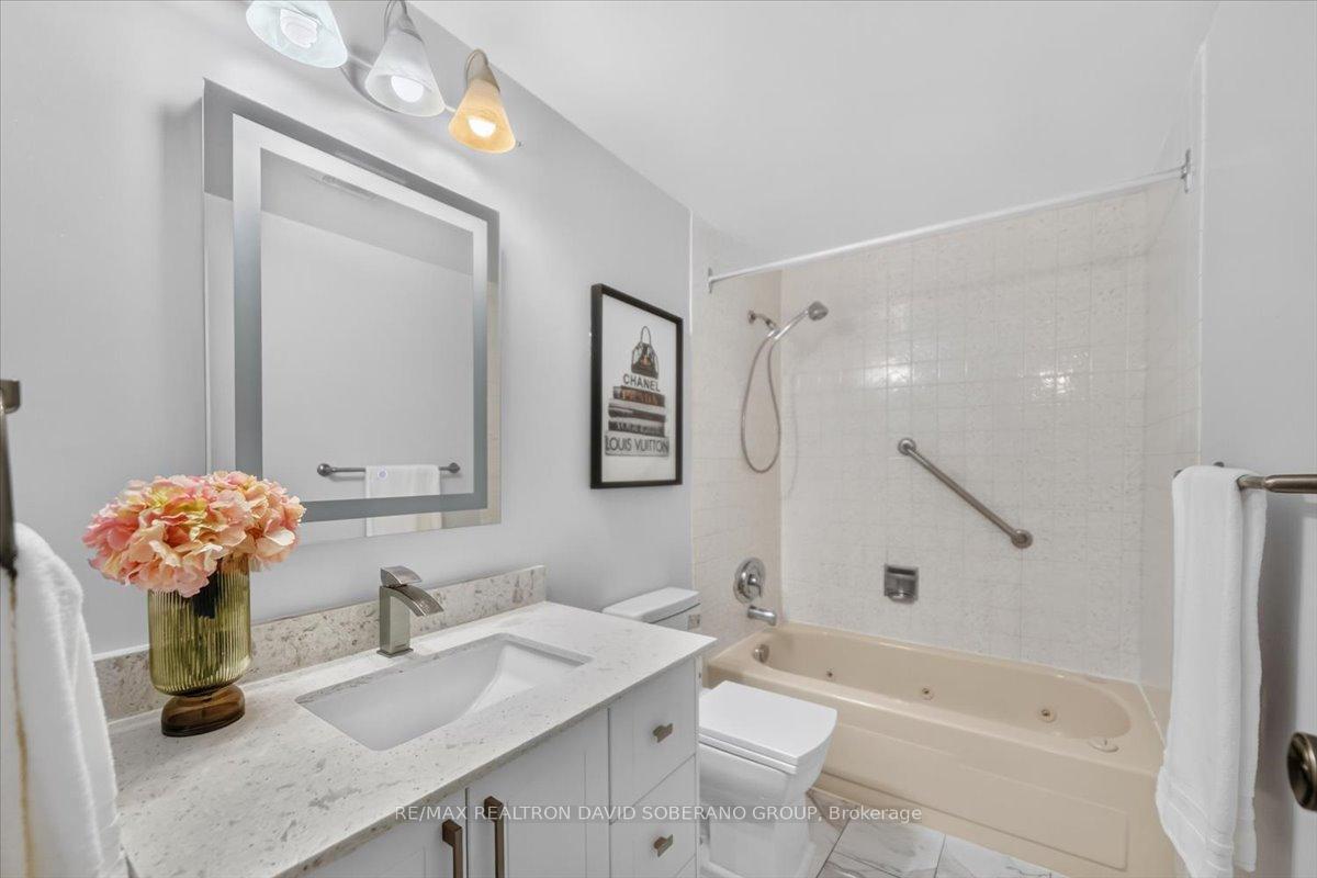 Photo 43 of 52 Antibes Drive, North York, Westminster-Branson — HOMEH