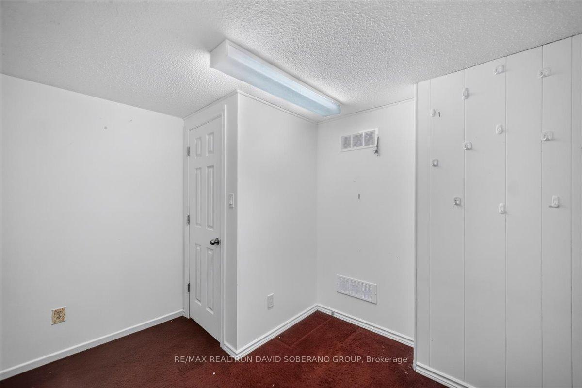 Photo 46 of 52 Antibes Drive, North York, Westminster-Branson — HOMEH