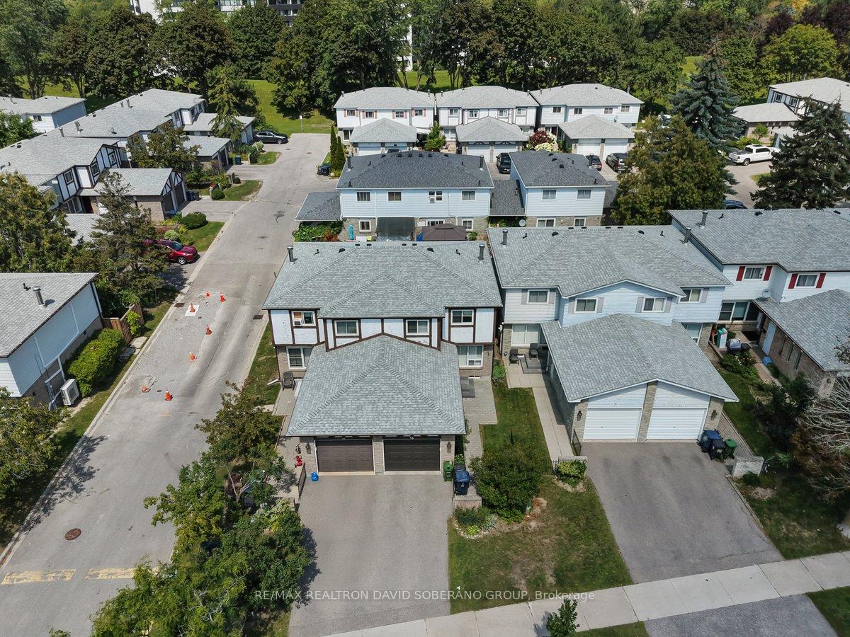 Photo 49 of 52 Antibes Drive, North York, Westminster-Branson — HOMEH