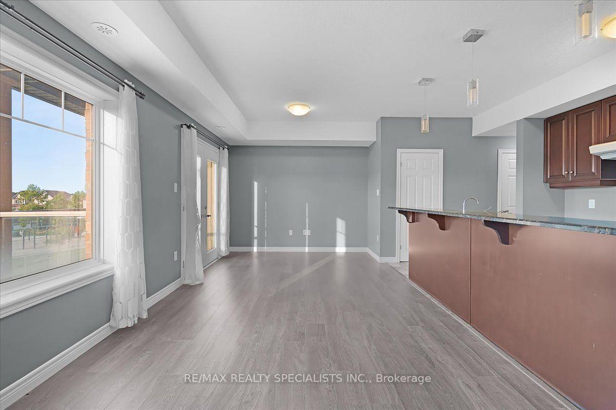 Photo 16 of Unit E8, 70 Willowrun Drive, Kitchener, Idlewood/Lackner Woods — HOMEH