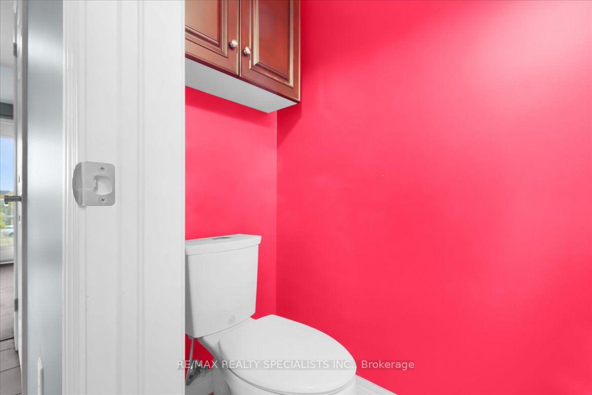 Photo 20 of Unit E8, 70 Willowrun Drive, Kitchener, Idlewood/Lackner Woods — HOMEH