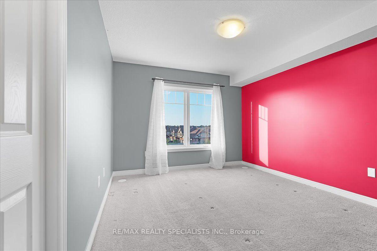 Photo 23 of Unit E8, 70 Willowrun Drive, Kitchener, Idlewood/Lackner Woods — HOMEH
