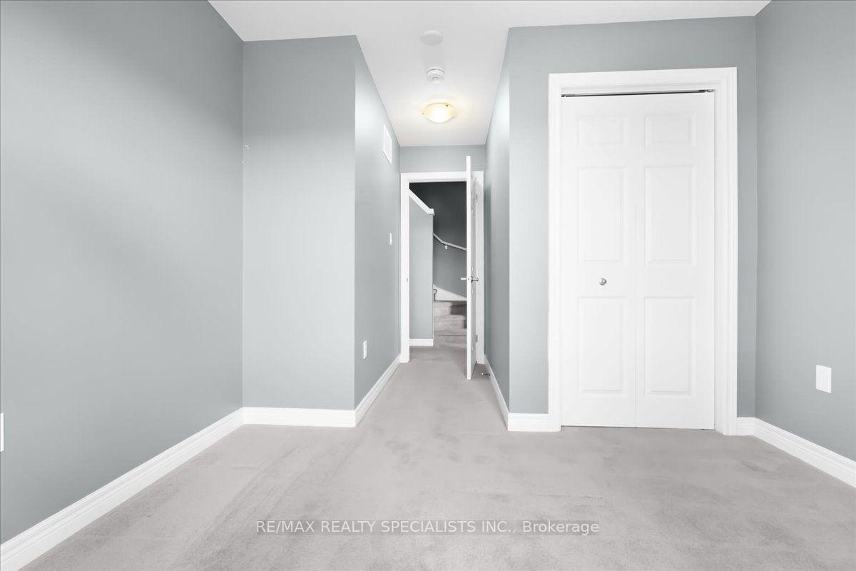 Photo 29 of Unit E8, 70 Willowrun Drive, Kitchener, Idlewood/Lackner Woods — HOMEH