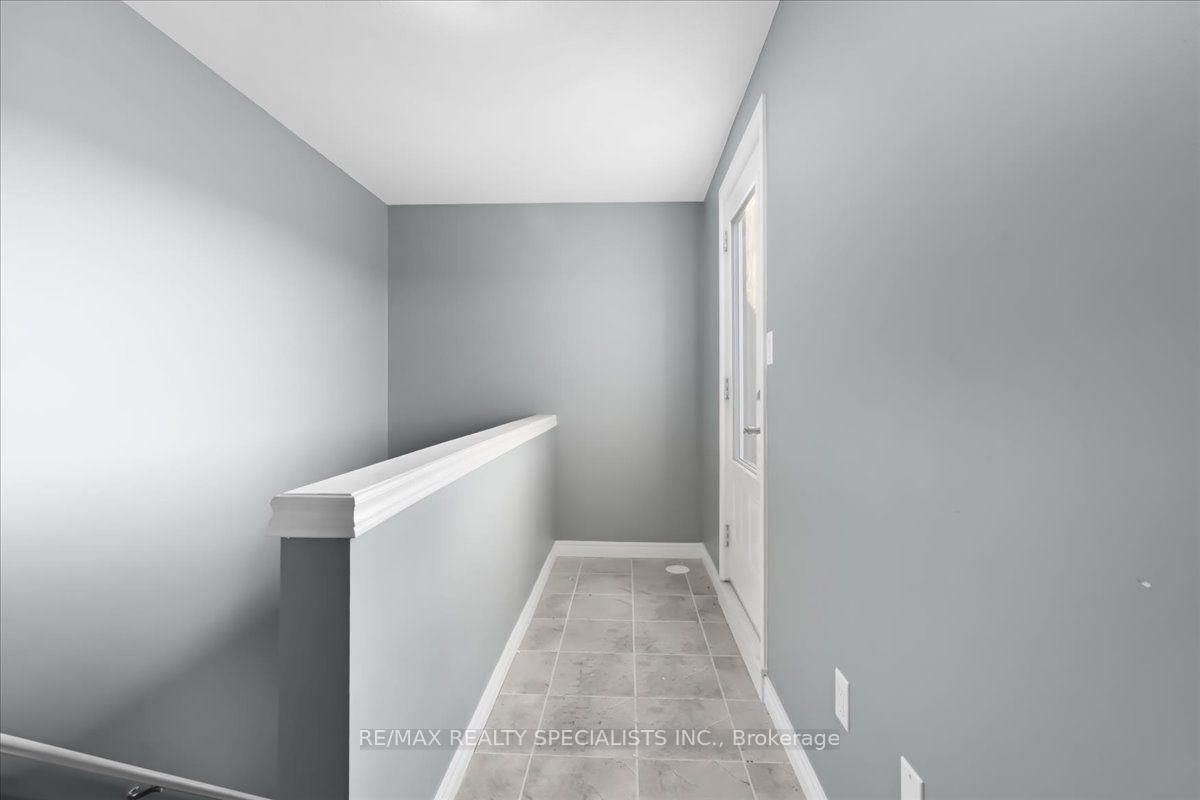 Photo 30 of Unit E8, 70 Willowrun Drive, Kitchener, Idlewood/Lackner Woods — HOMEH