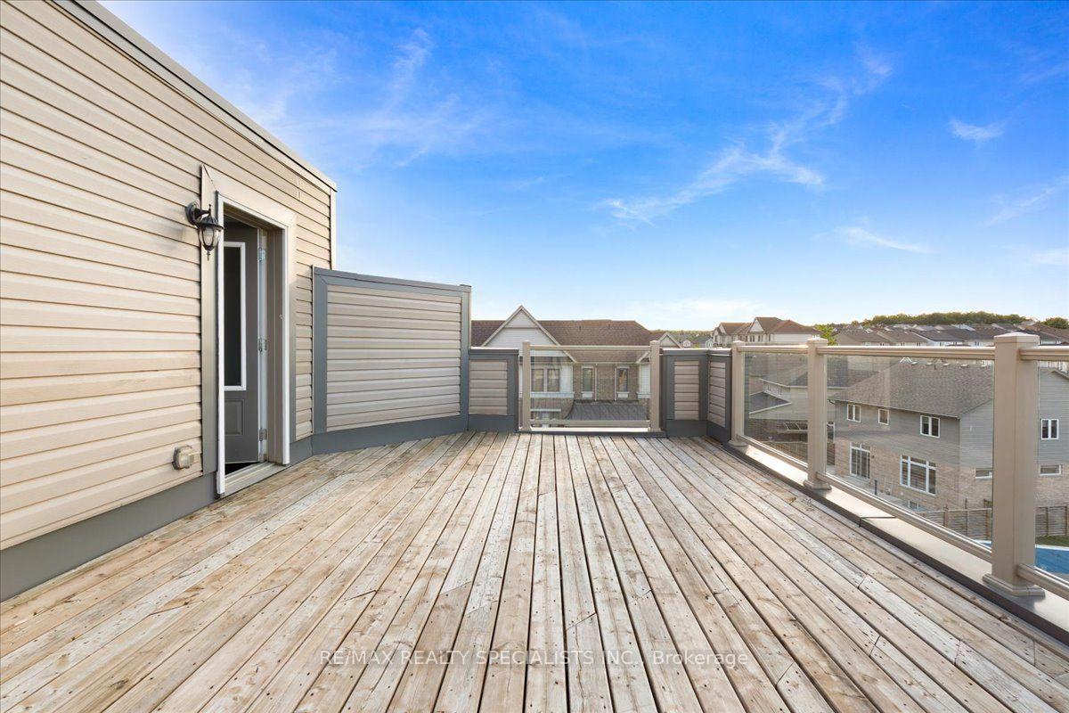 Photo 33 of Unit E8, 70 Willowrun Drive, Kitchener, Idlewood/Lackner Woods — HOMEH