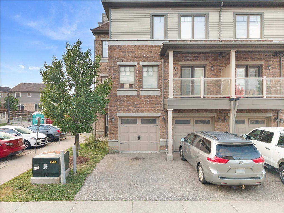 Photo 34 of Unit E8, 70 Willowrun Drive, Kitchener, Idlewood/Lackner Woods — HOMEH