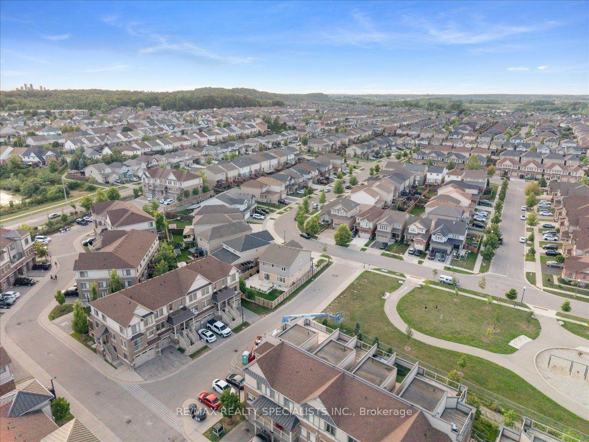 Photo 40 of Unit E8, 70 Willowrun Drive, Kitchener, Idlewood/Lackner Woods — HOMEH