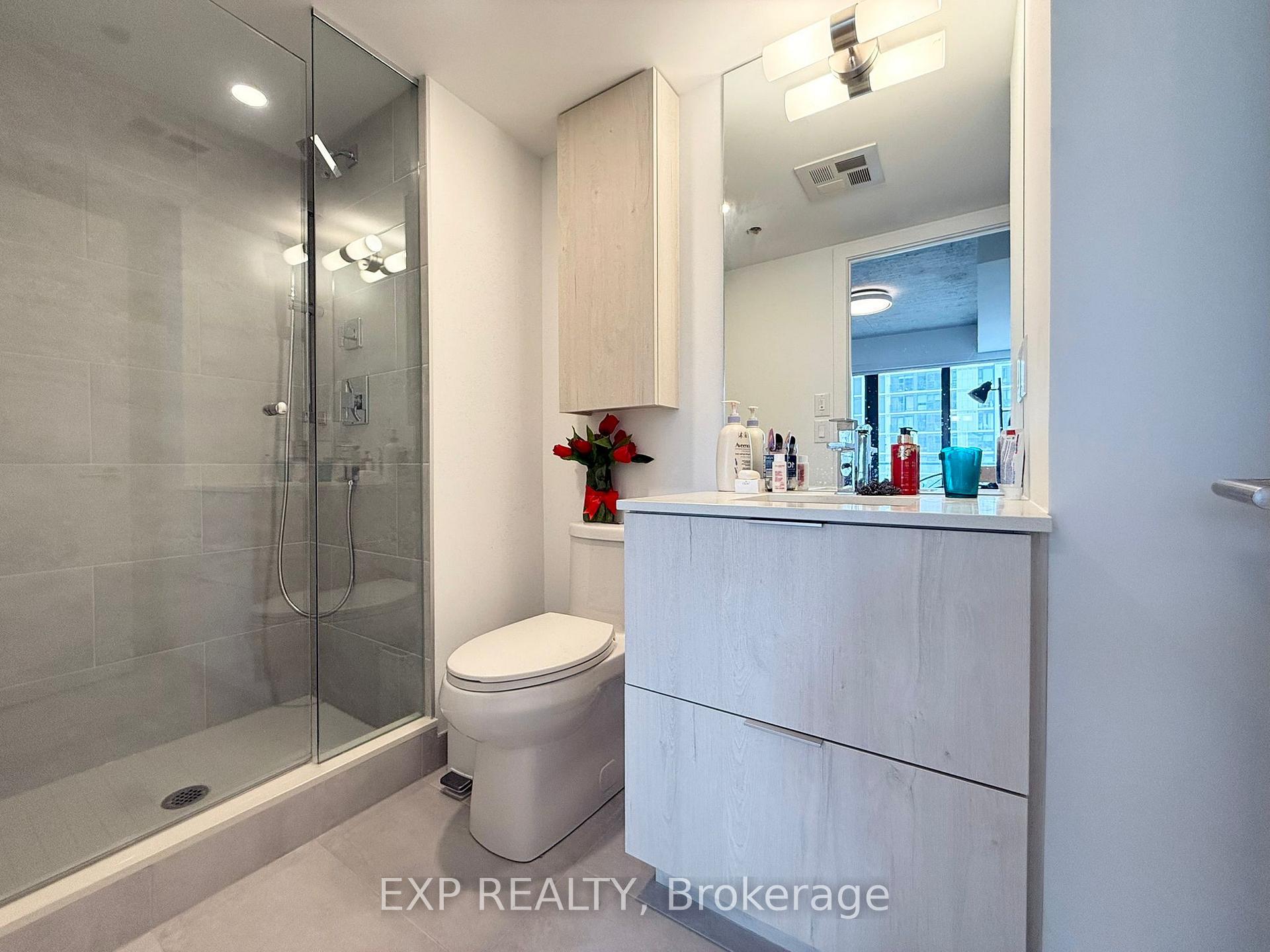 Photo 9 of Unit 1003, 47 Mutual Street, Toronto, Church-Yonge Corridor — HOMEH