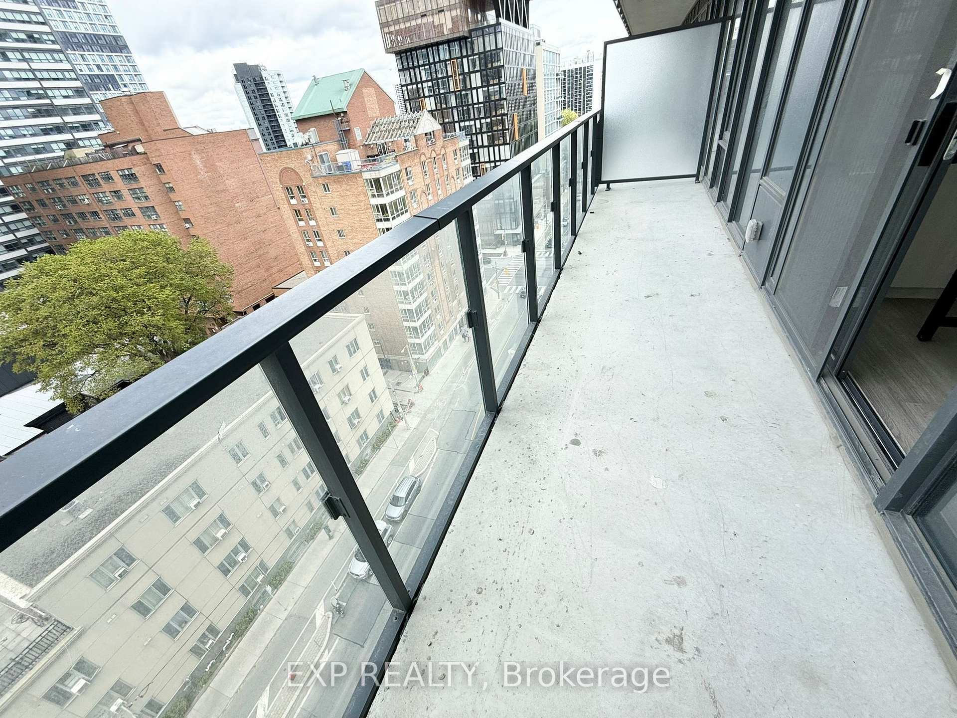 Photo 11 of Unit 1003, 47 Mutual Street, Toronto, Church-Yonge Corridor — HOMEH
