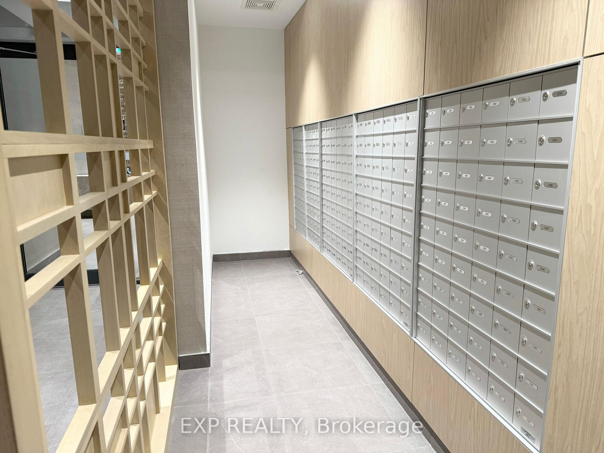 Photo 13 of Unit 1003, 47 Mutual Street, Toronto, Church-Yonge Corridor — HOMEH